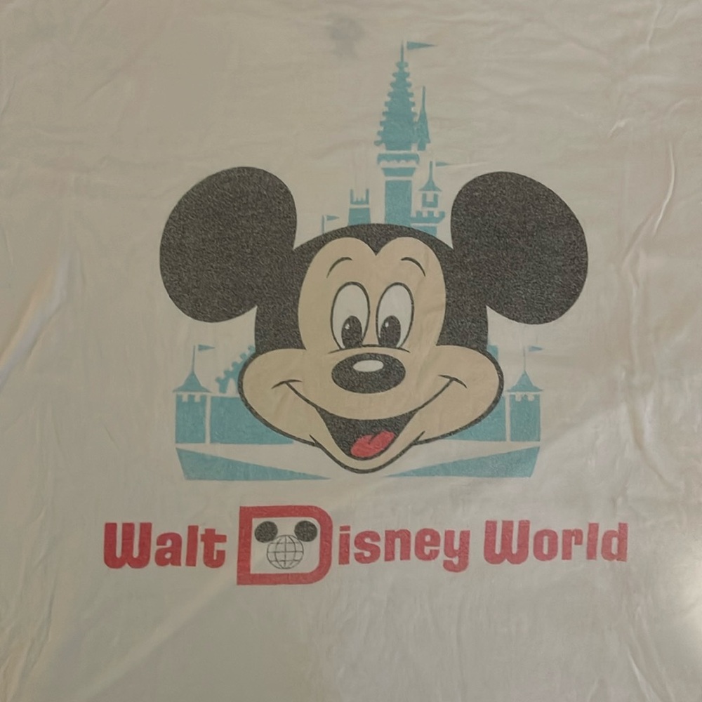 Walt Disney World Mickey Mouse tshirt, size M